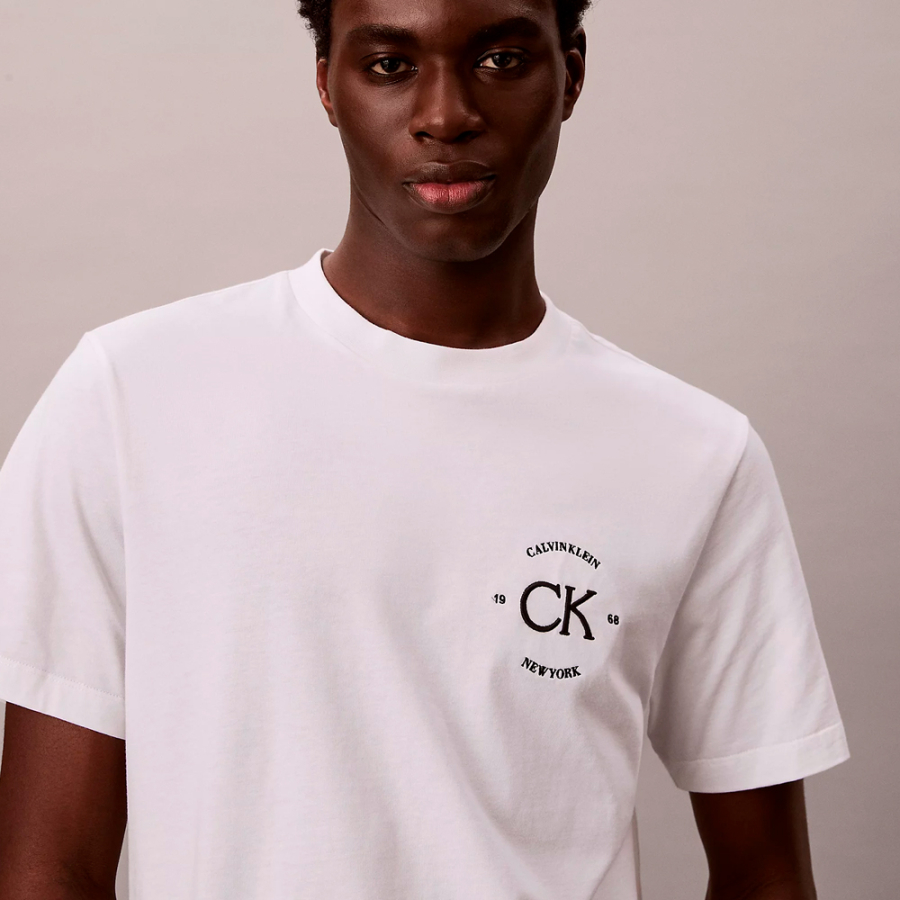 t-shirt-avec-logo-brode t-shirt-avec-logo-brode