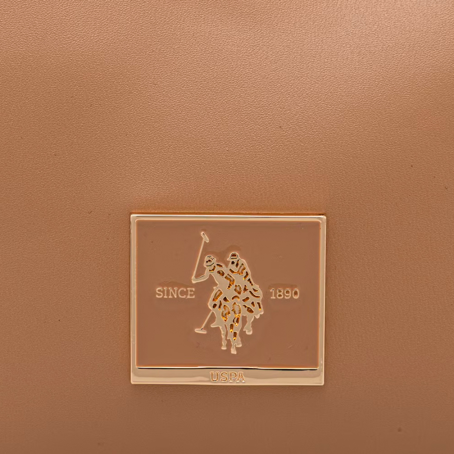 beumf9045wvp418-margaret-tasche