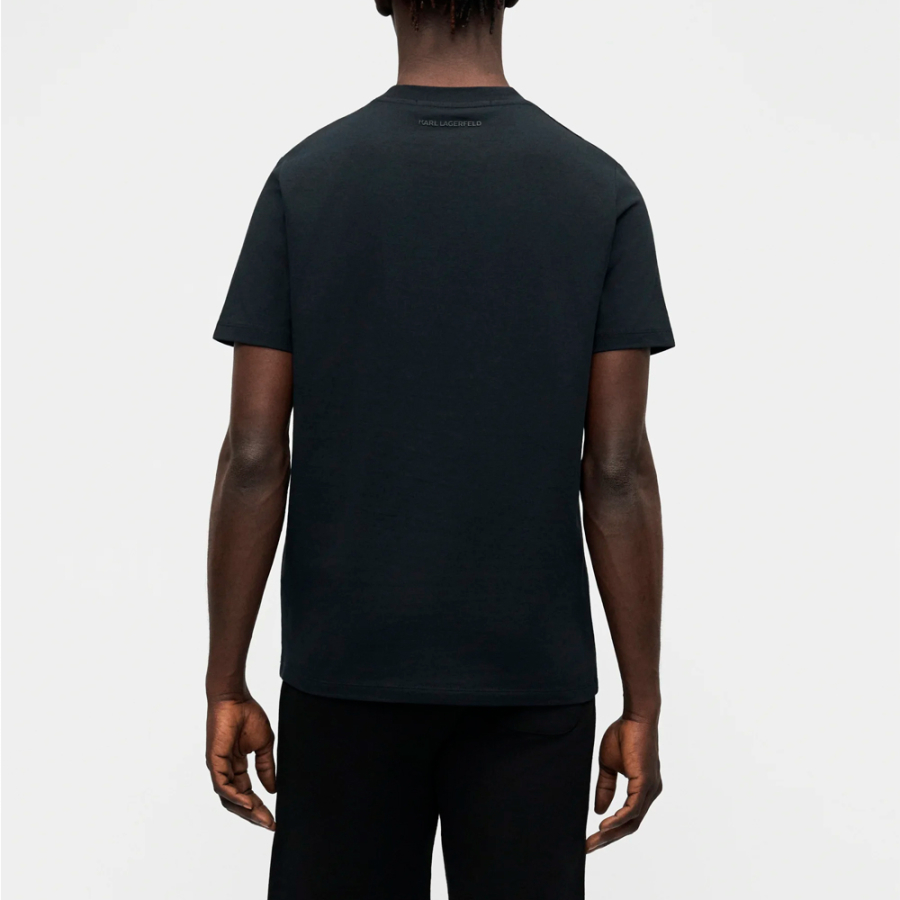 camiseta-de-manga-corta-y-cuello-redondo