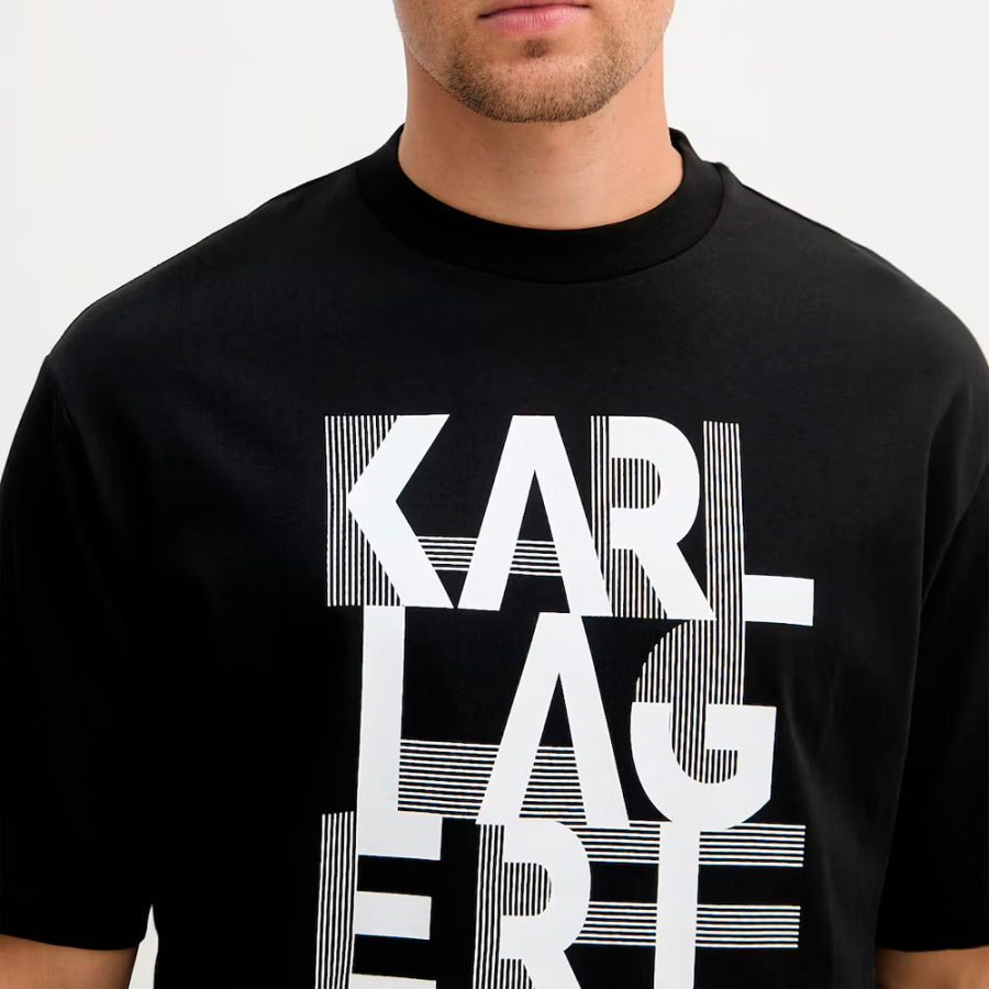 t-shirt-a-imprime-graphique