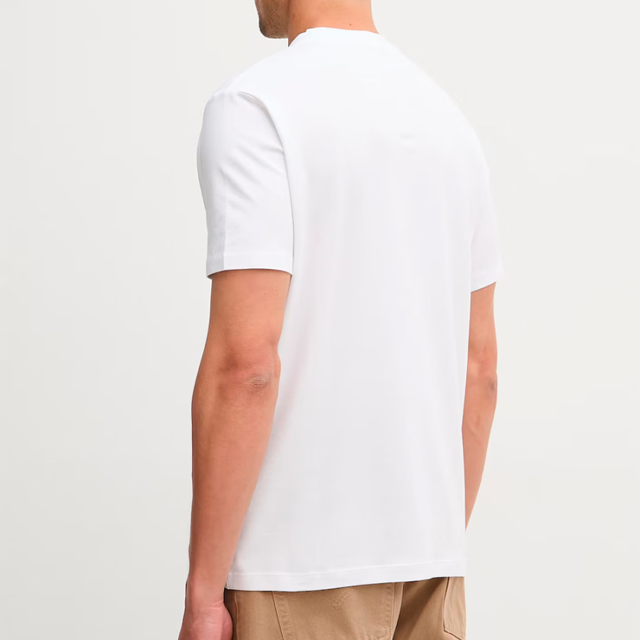 camiseta-con-monograma-de-manga-corta
