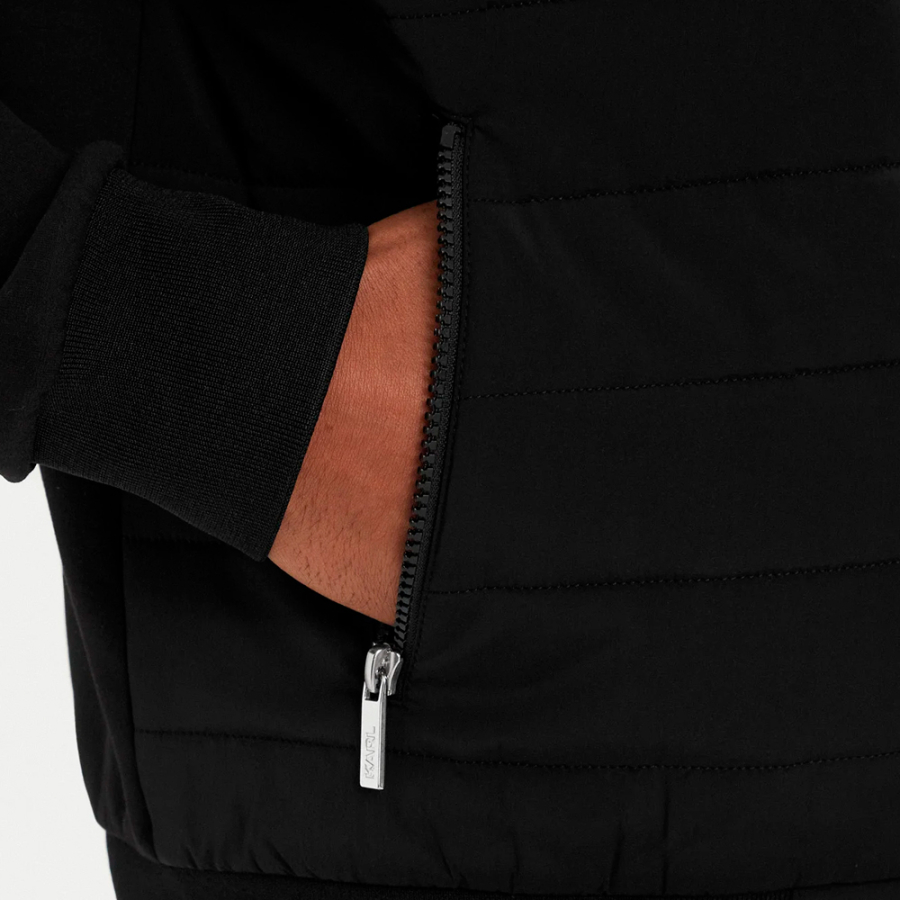 chaqueta-con-logotipo