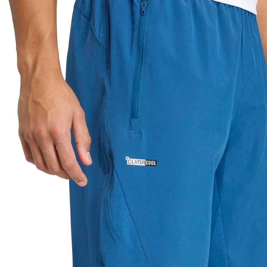 tech-essentials-trainingshose tech-essentials-trainingshose