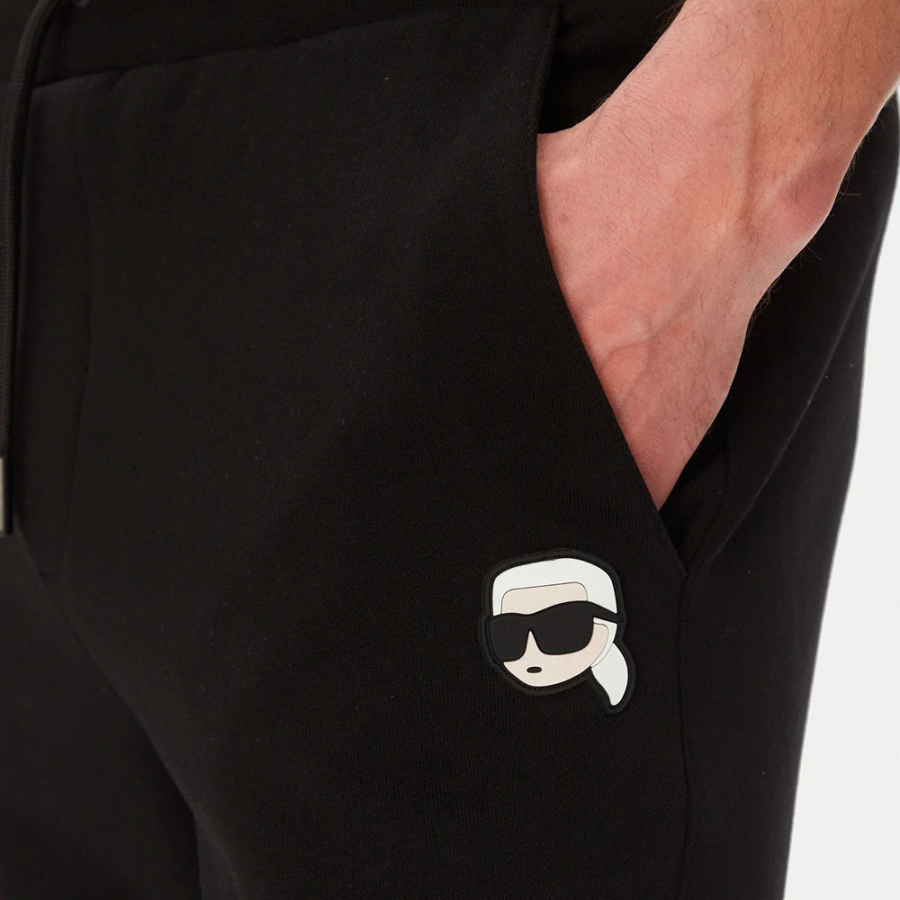 calcas-de-corte-regular-com-icone-karl