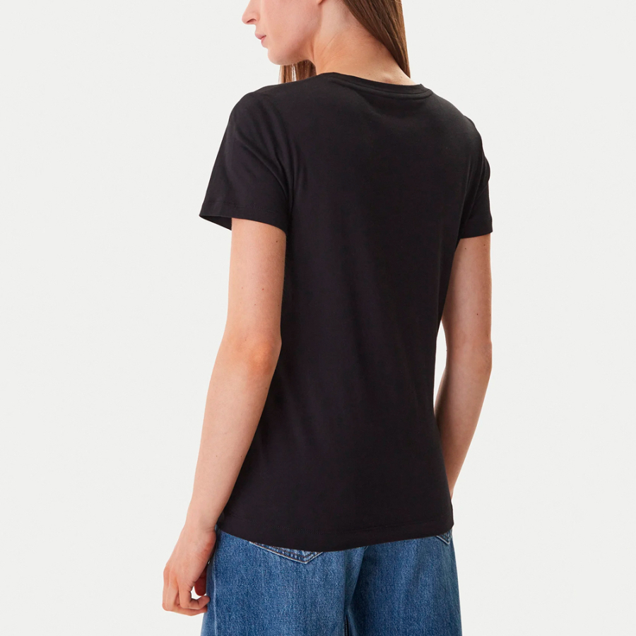 t-shirt-taxi-avec-logo-photorea