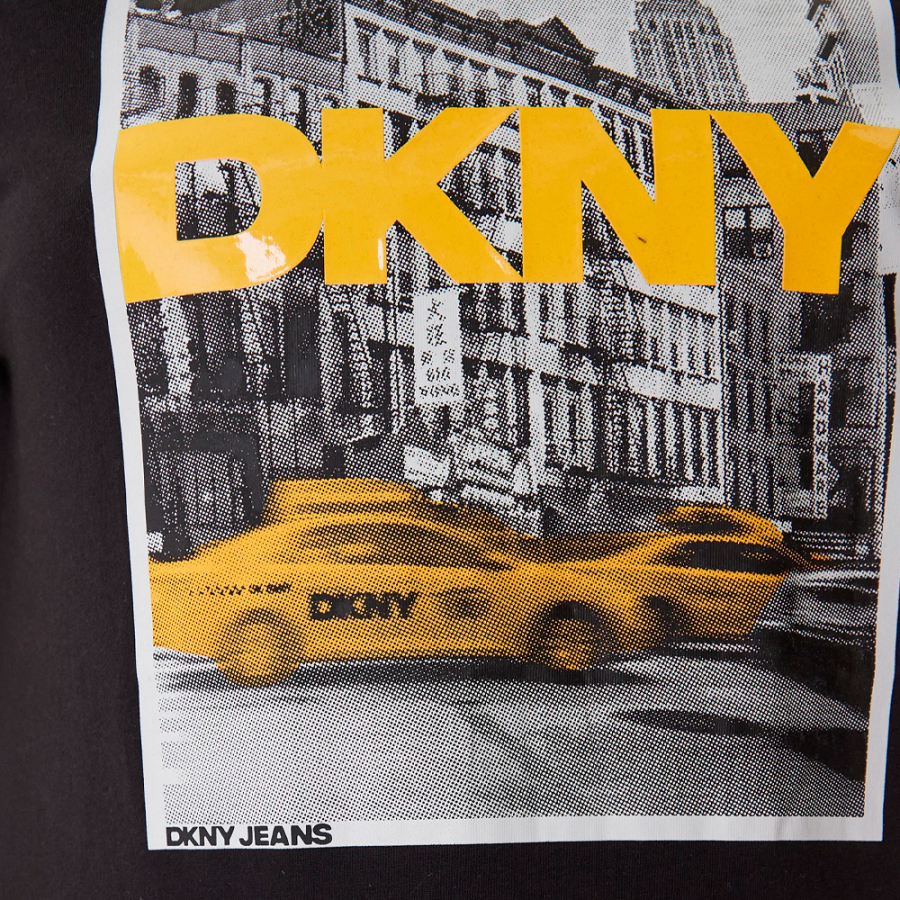 t-shirt-taxi-con-logo-photorea t-shirt-taxi-con-logo-photorea