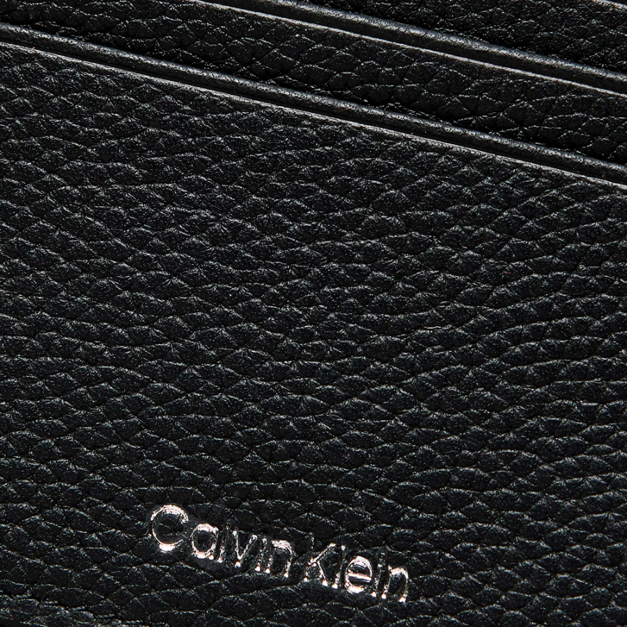 porte-cartes-avec-logo-grave