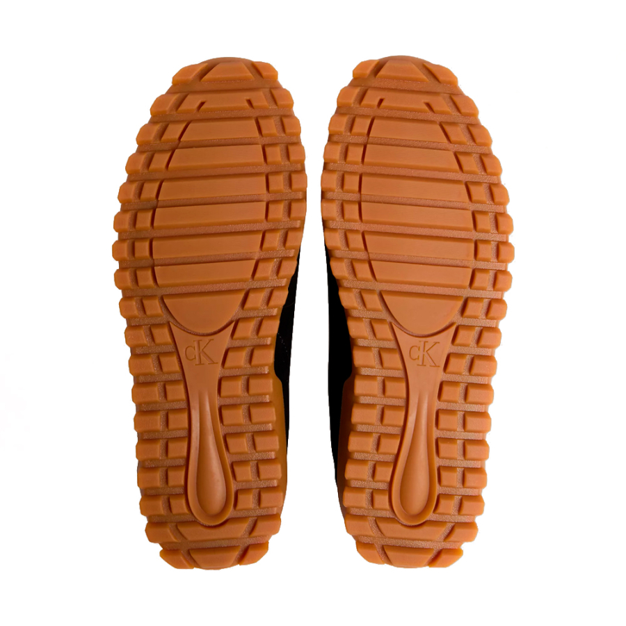 zapatillas-de-running-de-ante-con-organza