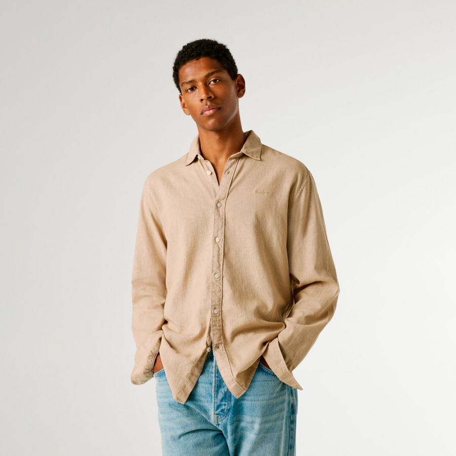 chemise-teinte-en-piece-coupe-classique chemise-teinte-en-piece-coupe-classique