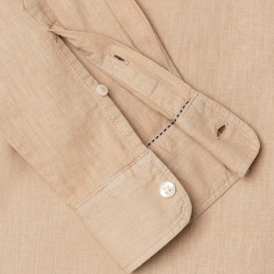 camisa-tenida-en-prenda-fit-regular