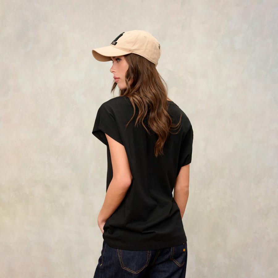 t-shirt-con-cresta-decorata-con-perline
