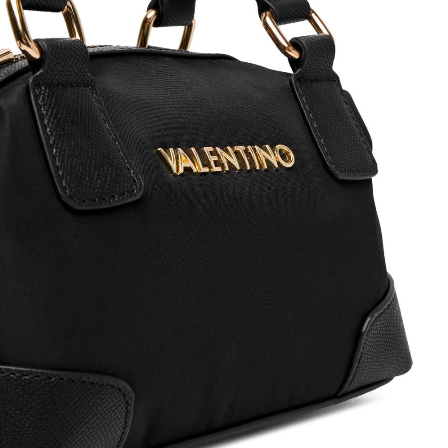 sac-jenny-vbsa9t06