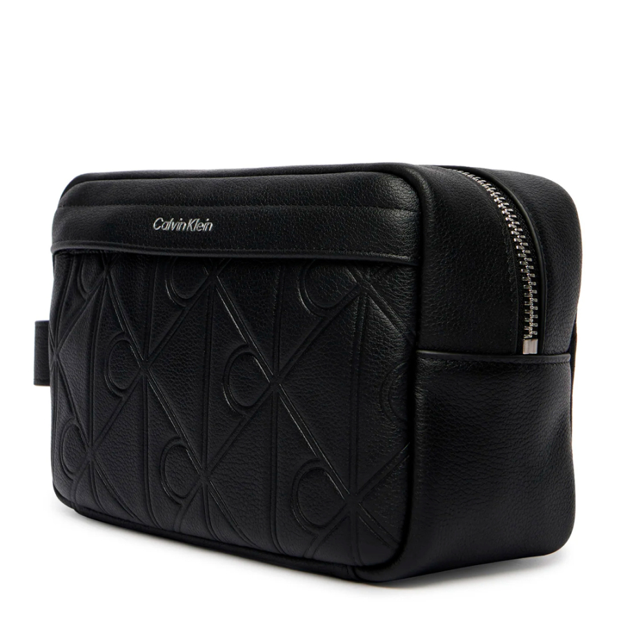 trousse-de-toilette-avec-logo-emblematique-grave