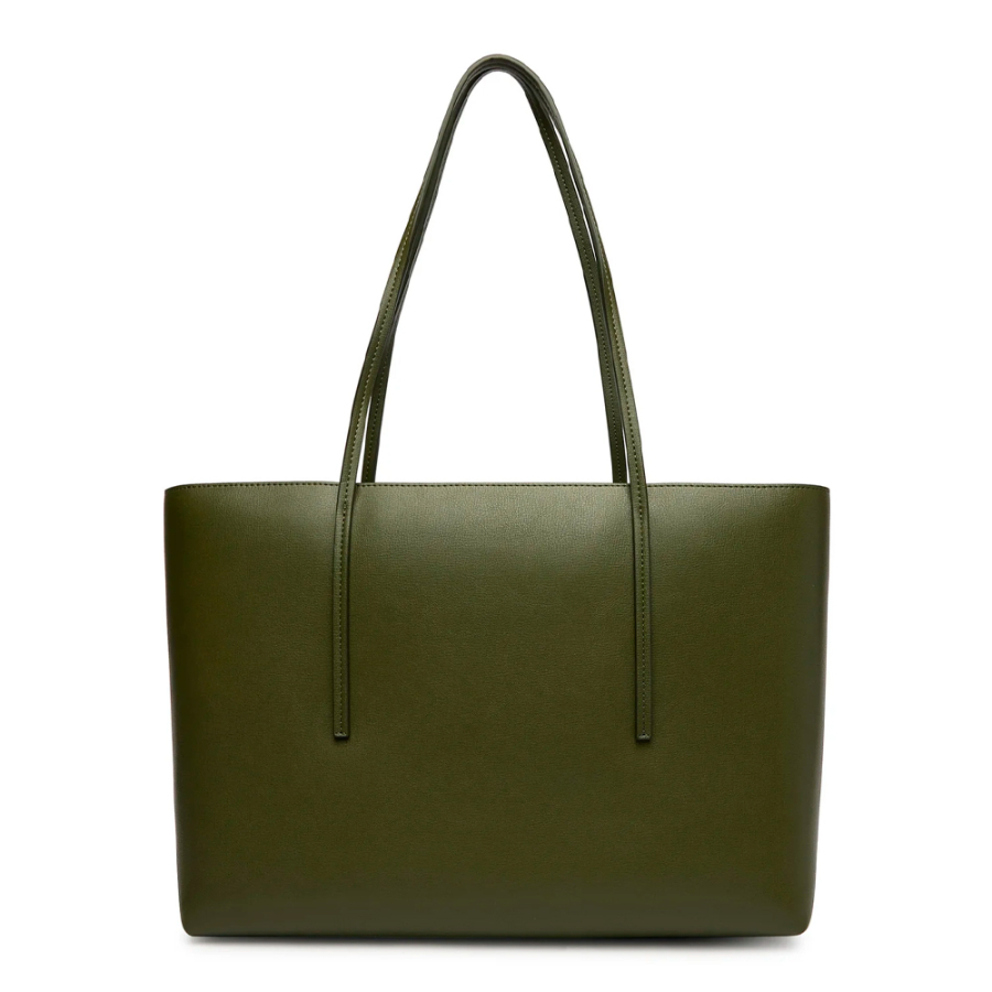 bolso-tote-con-logo-en-lamina-metalica