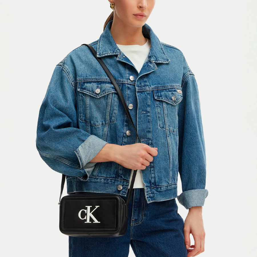 camera-style-messenger-bag-with-distinctive-monogram