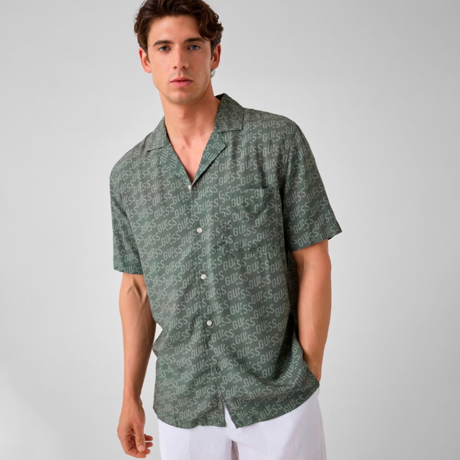 chemise-avec-logo-imprime