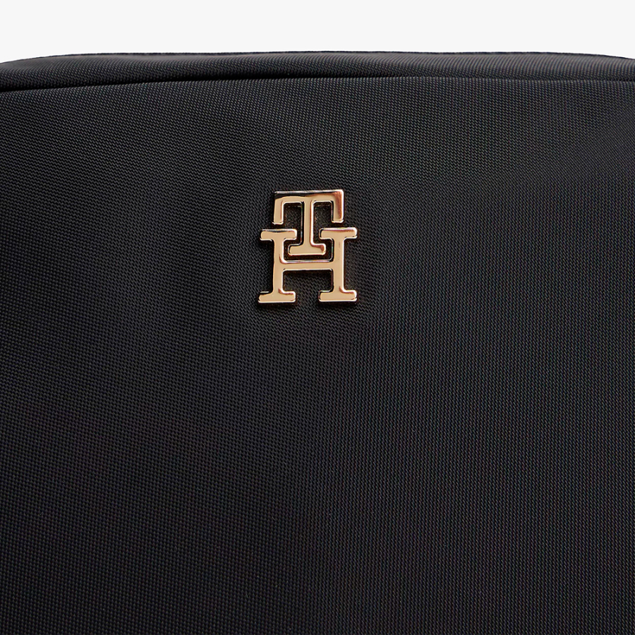 th-monogramm-umhangetasche