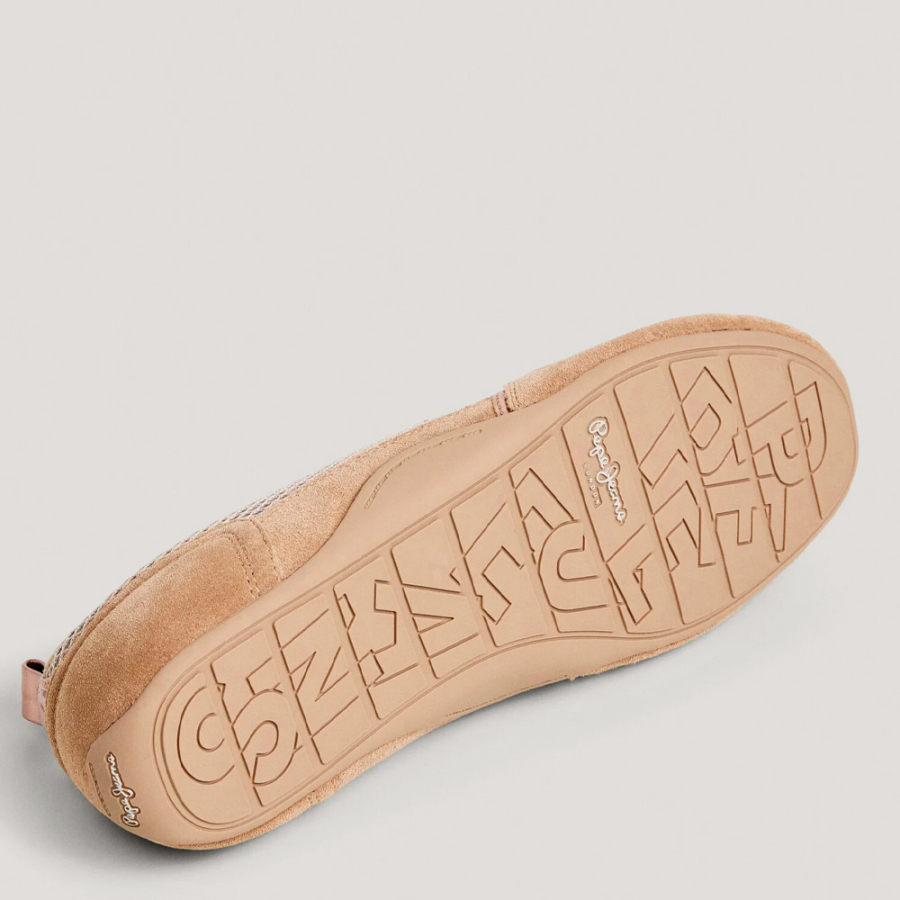 sneakers-con-dettagli-in-camoscio