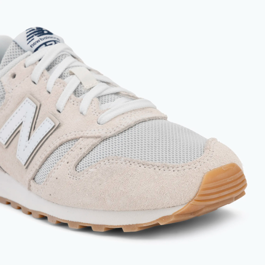 schuh-373-v2