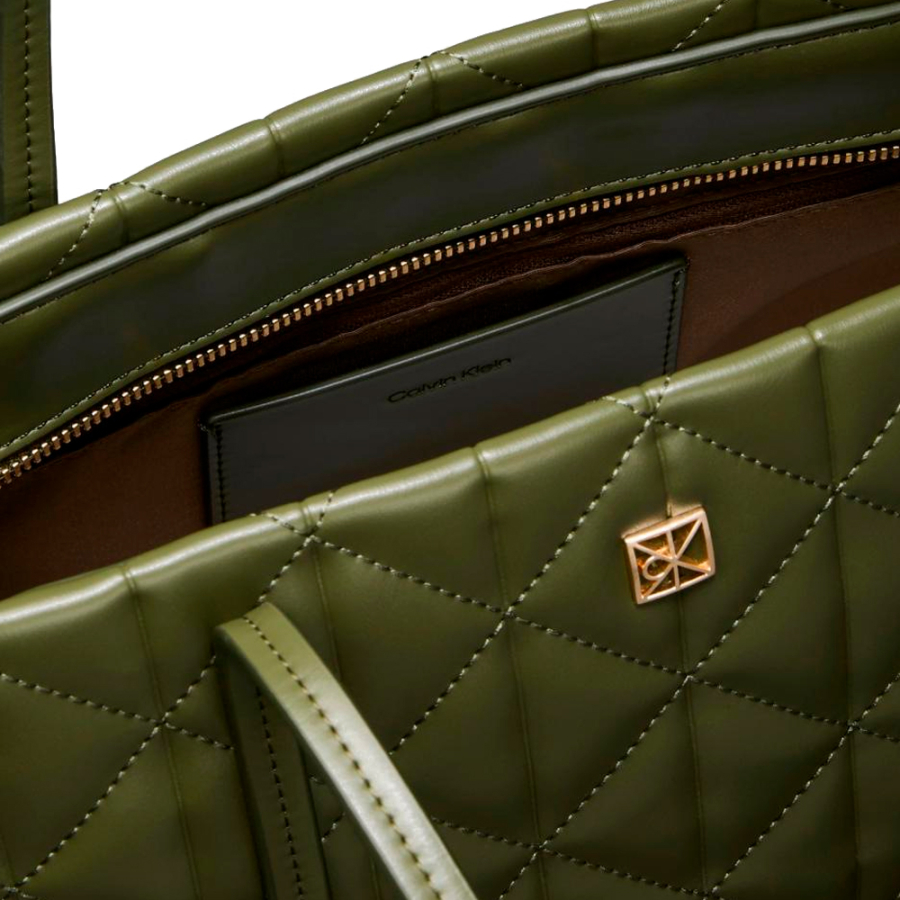 quilted-signature-logo-small-tote-bag quilted-signature-logo-small-tote-bag
