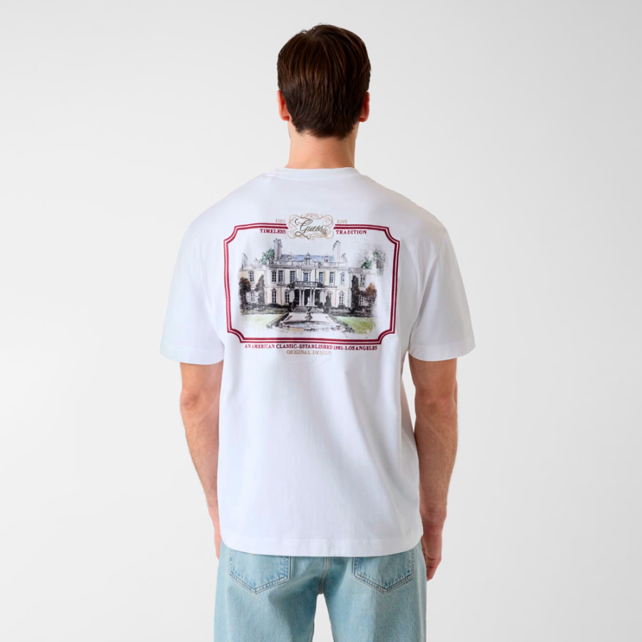 camiseta-con-logo-bordado
