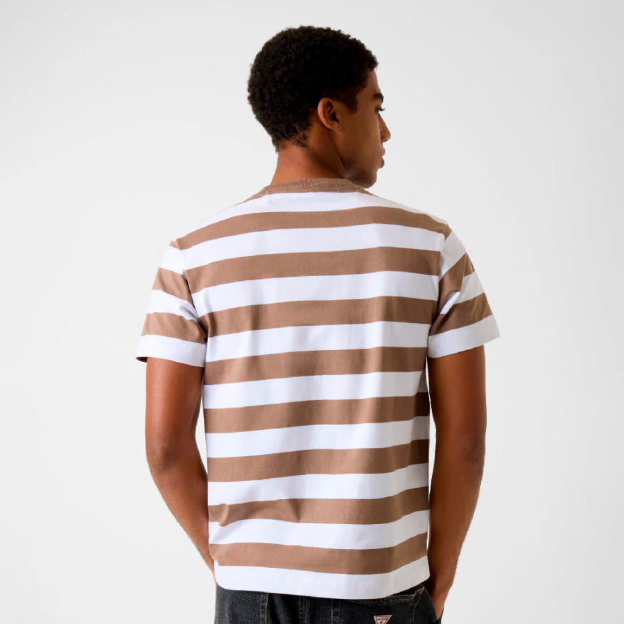 camiseta-a-rayas-con-logotipo camiseta-a-rayas-con-logotipo