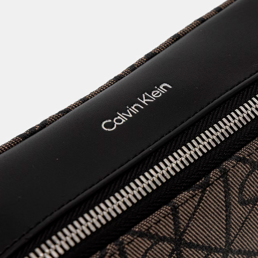 emblema-fotocamera-fascia-spalla emblema-fotocamera-fascia-spalla