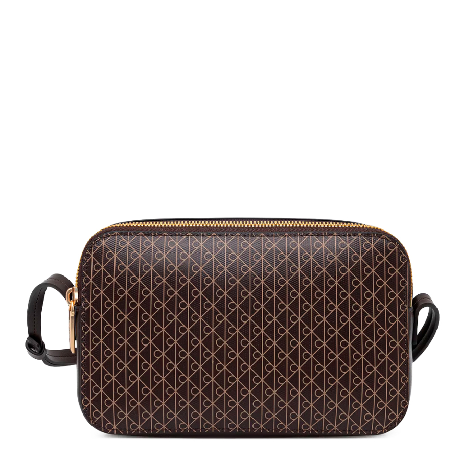 bolso-cruzado-con-logo-monograma-en-todo-el-articulo