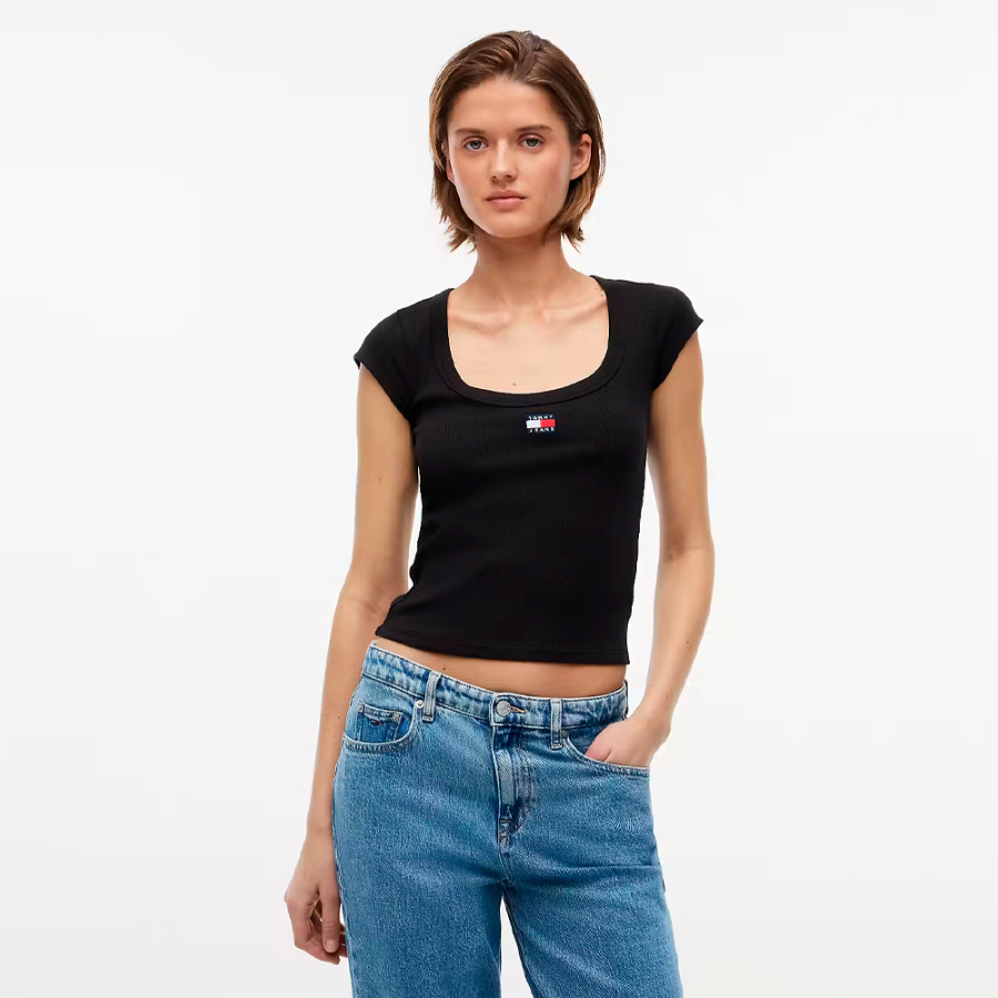 t-shirt-con-distintivo-a-coste-sottile t-shirt-con-distintivo-a-coste-sottile