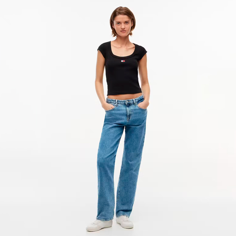 slim-rib-badge-t-shirt slim-rib-badge-t-shirt
