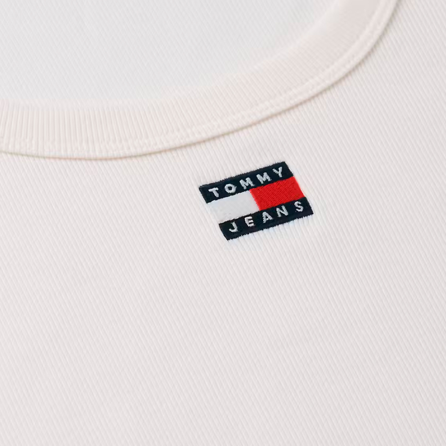 t-shirt-con-distintivo-a-coste-sottile t-shirt-con-distintivo-a-coste-sottile