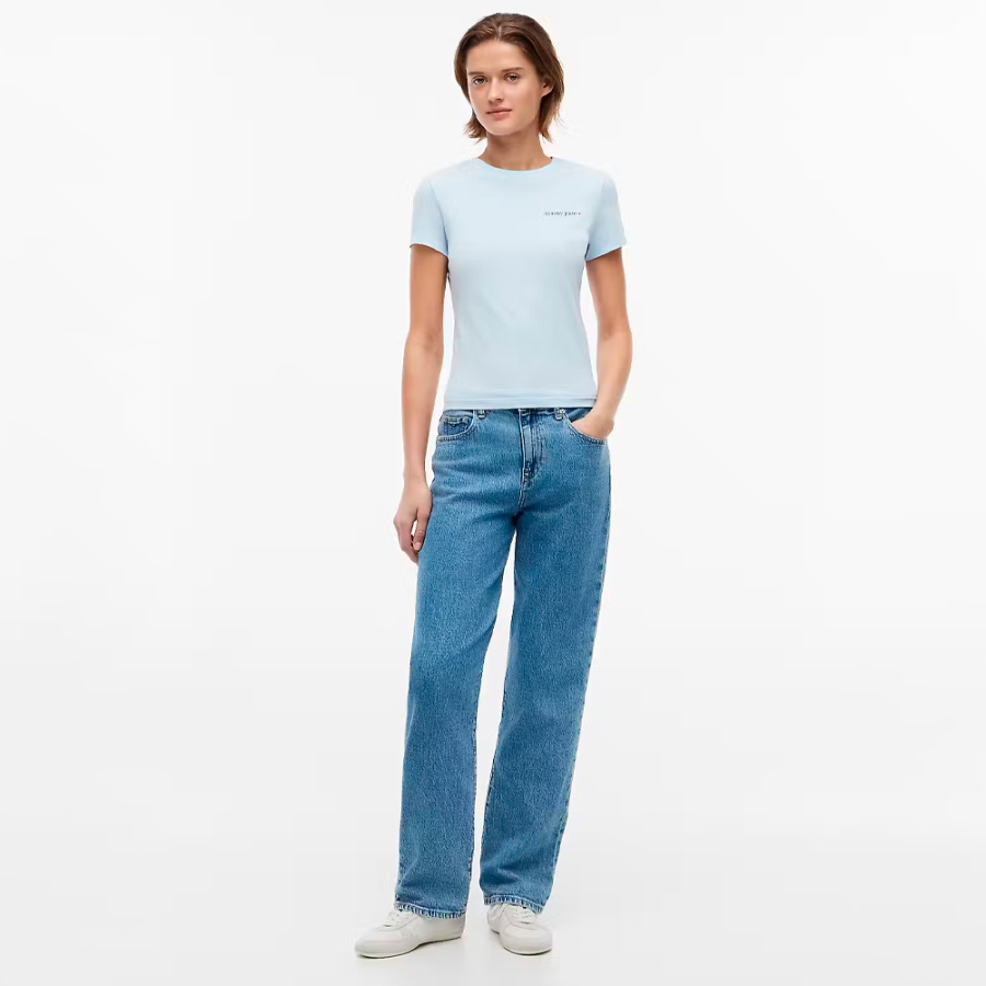 camiseta-slim-essential-logo