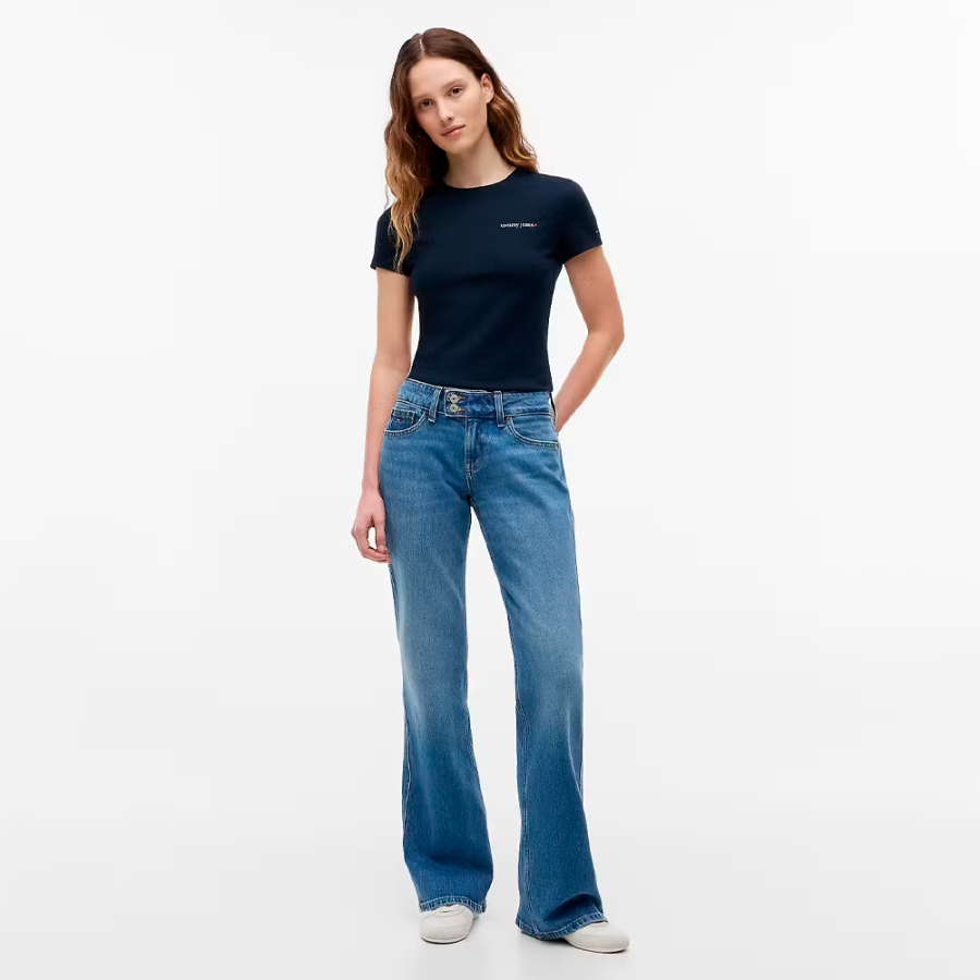 camiseta-slim-essentials-logo