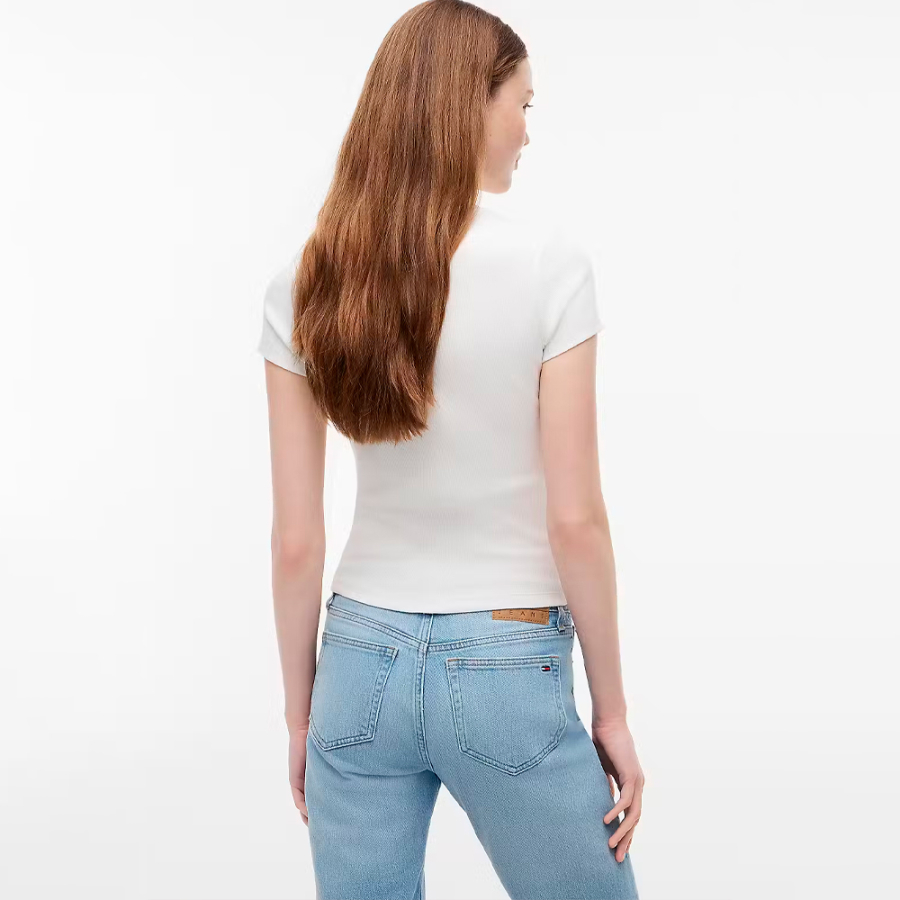 camiseta-slim-essentials-logo2-rib