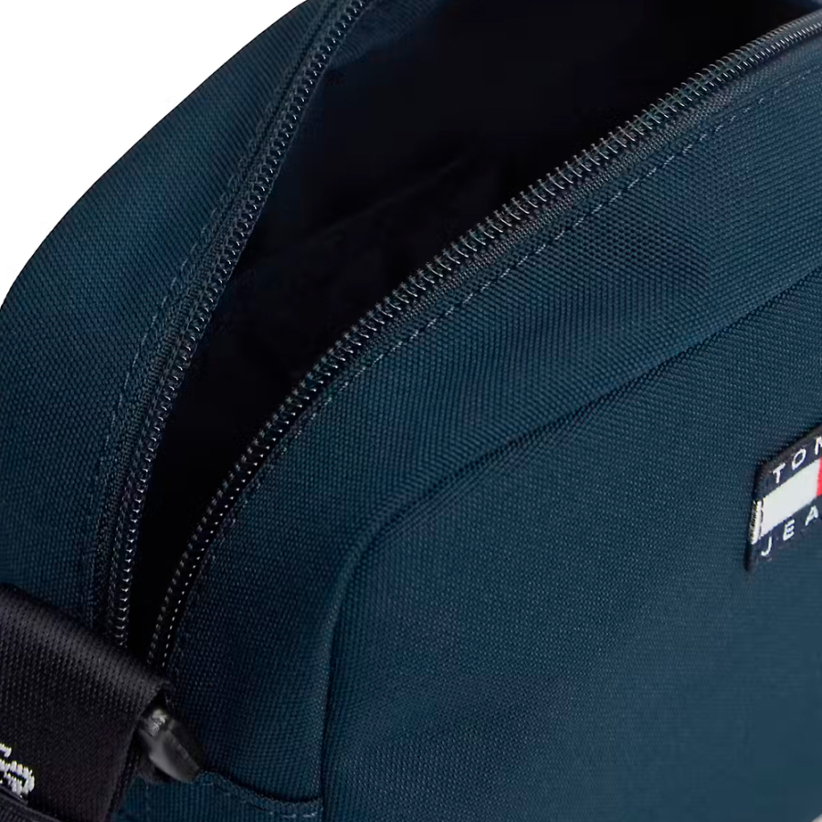borsa-a-tracolla-quotidiana-essenziale borsa-a-tracolla-quotidiana-essenziale