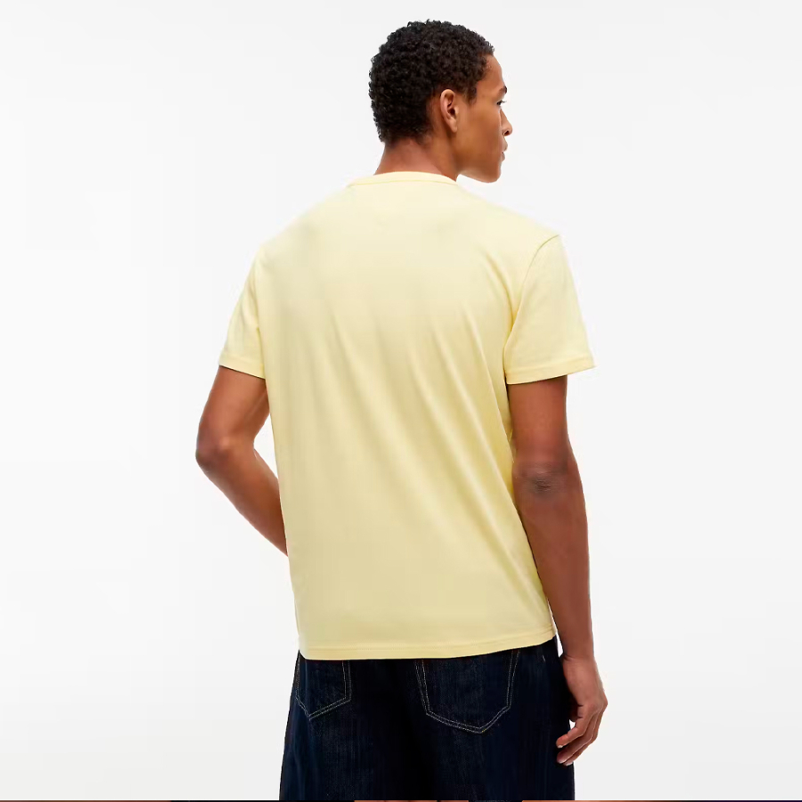 camiseta-con-cuello-redondo-y-parche-de-tommy