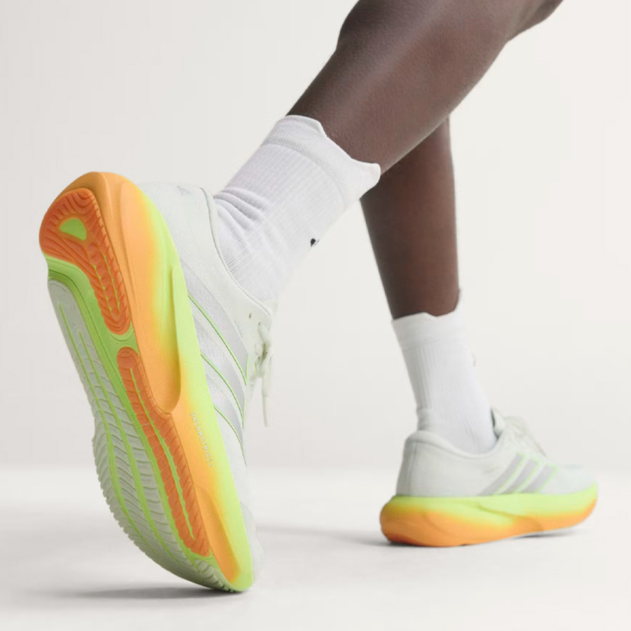 zapatilla-de-running-supernova-rise-3