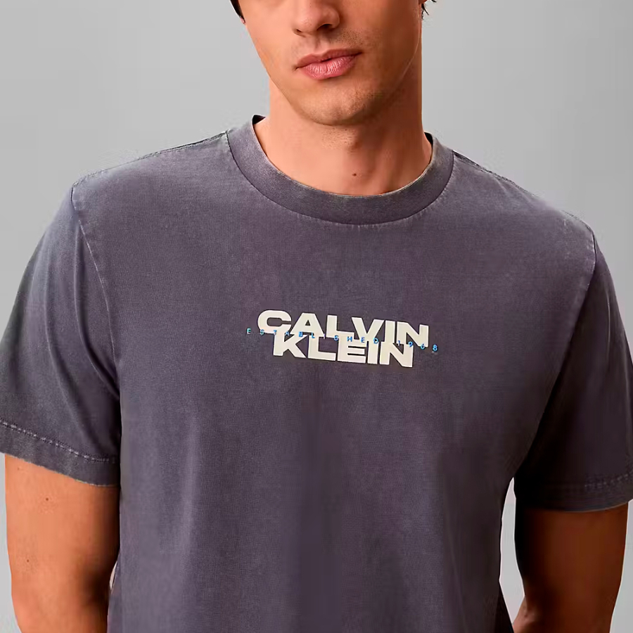camiseta-com-estampa-lavada