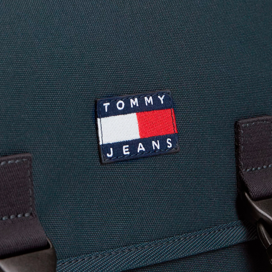 bolso-mensajero-essential-con-logo
