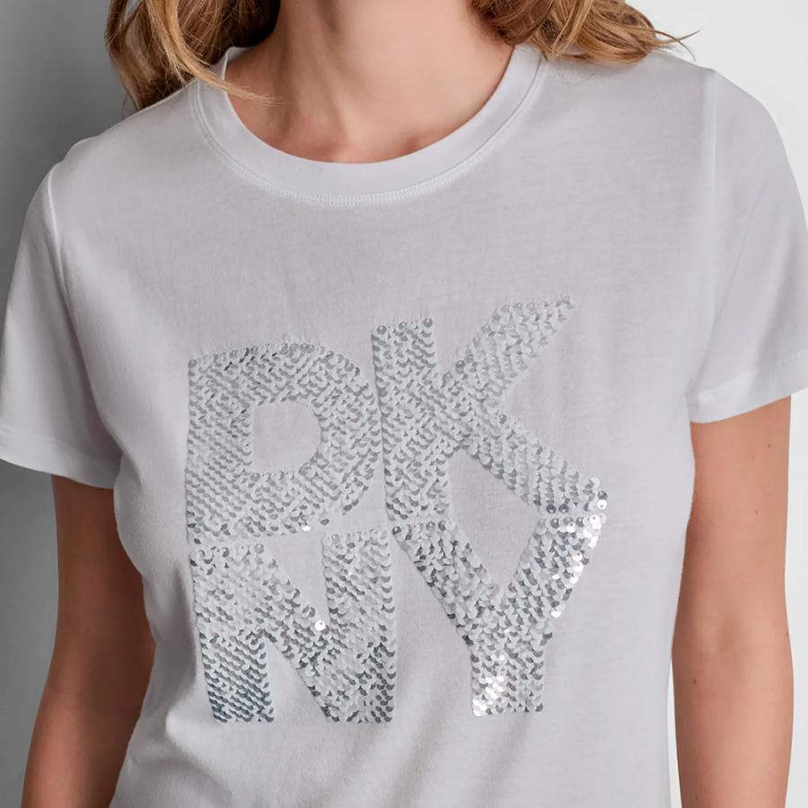 camiseta-stacked-sequin-logo