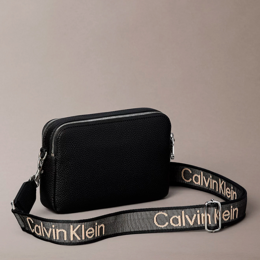 bolsa-transversal-para-camera-com-alca