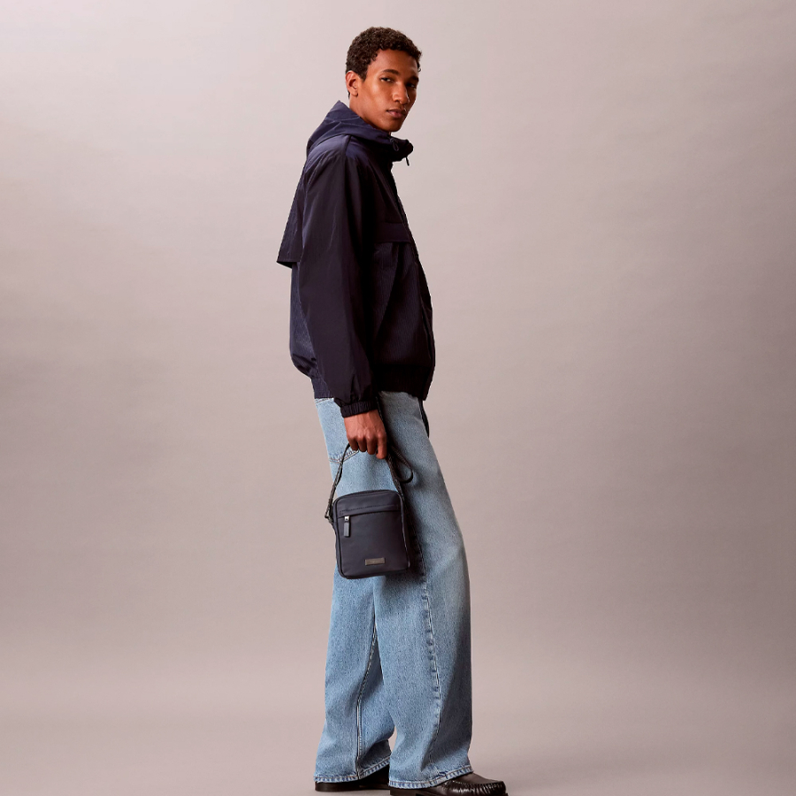 waterproof-nylon-reporter-bag waterproof-nylon-reporter-bag