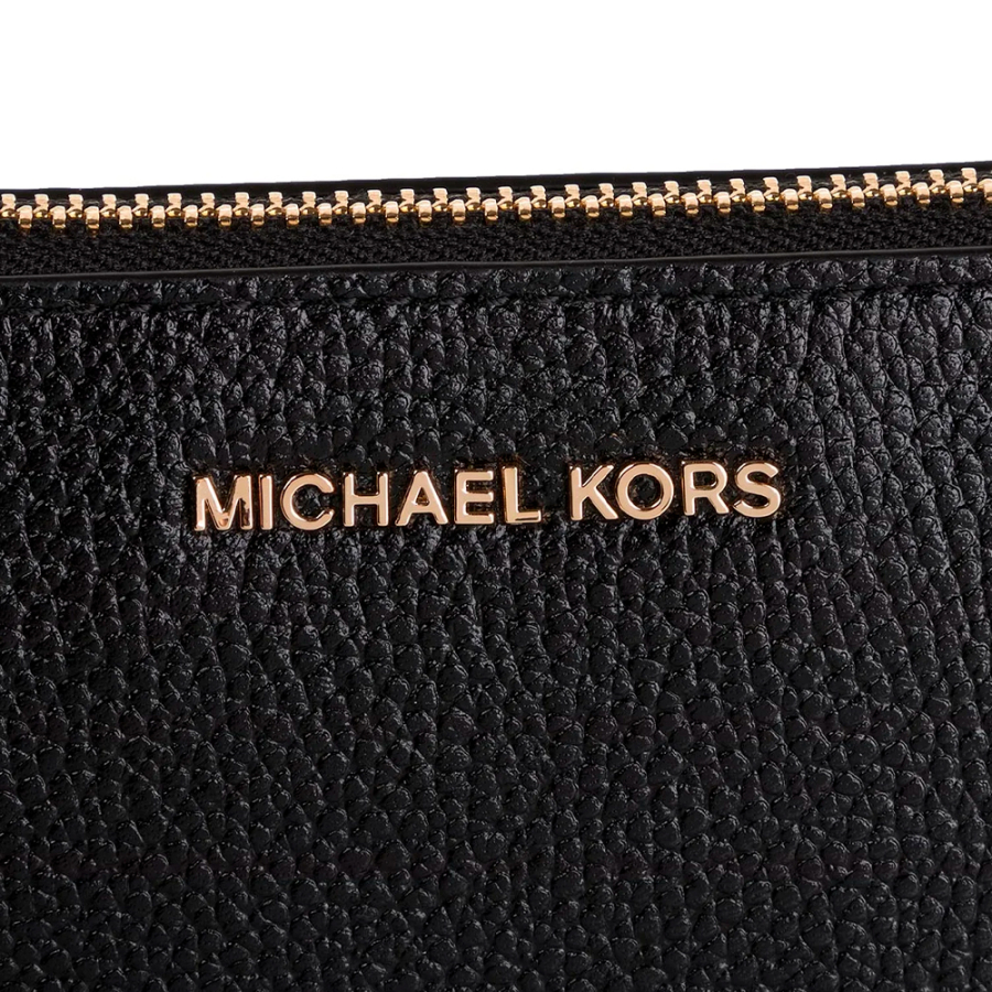 cartera-de-piel-con-cadena