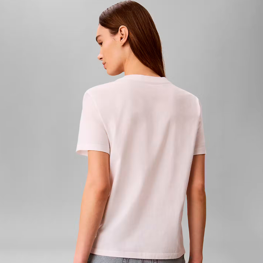 t-shirt-con-logo-del-classico-resort