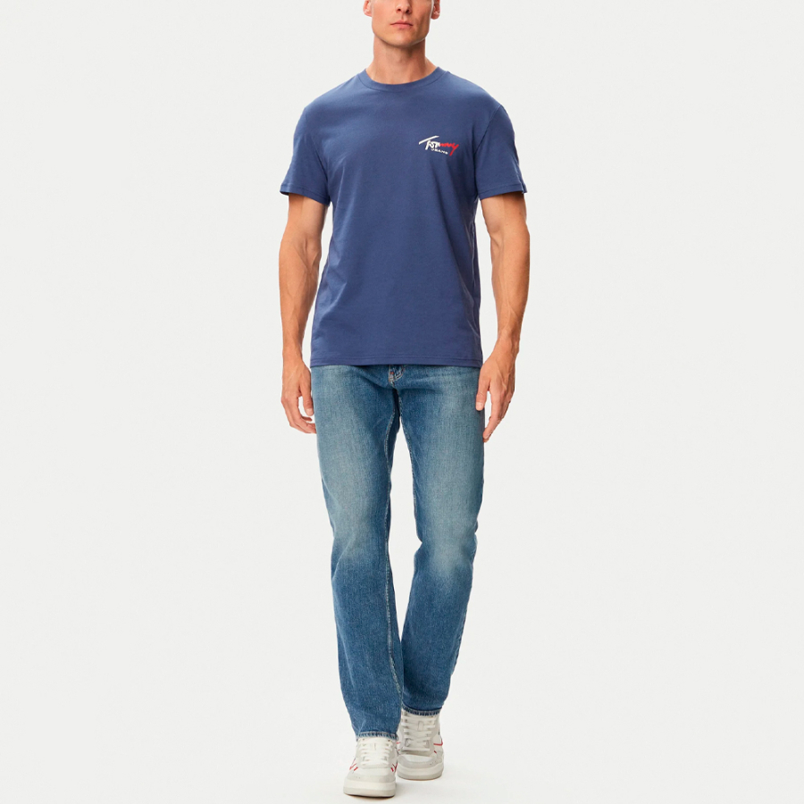 schmal-geschnittenes-strick-t-shirt-mit-logo schmal-geschnittenes-strick-t-shirt-mit-logo