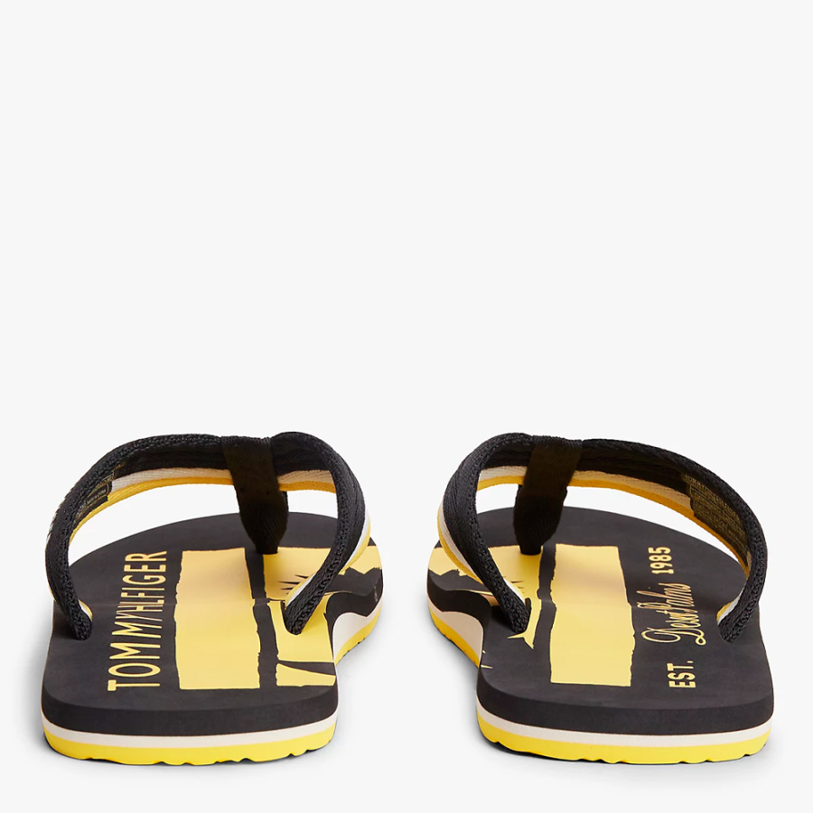 gestreifte-flip-flops-mit-geflochtenem-riemen gestreifte-flip-flops-mit-geflochtenem-riemen