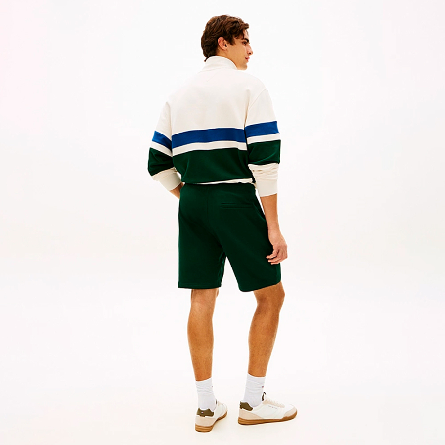 short-de-felpa-con-logo-bordado