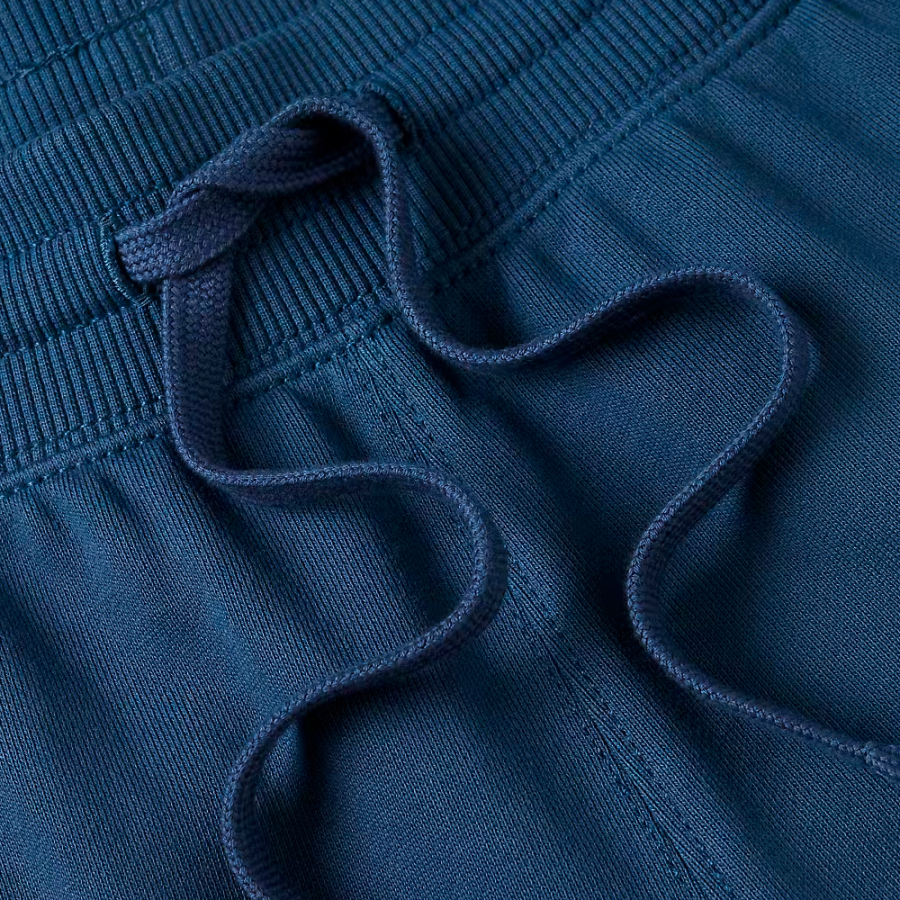 short-de-felpa-con-logo-bordado