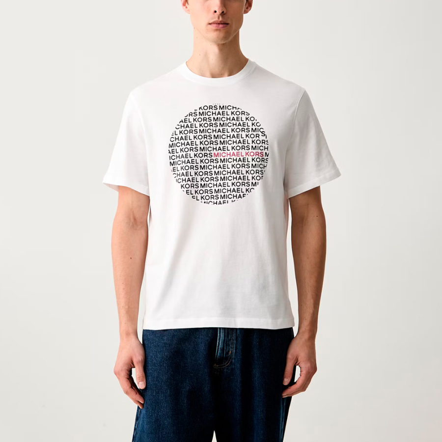 camiseta-com-logotipo-circular-estampado camiseta-com-logotipo-circular-estampado