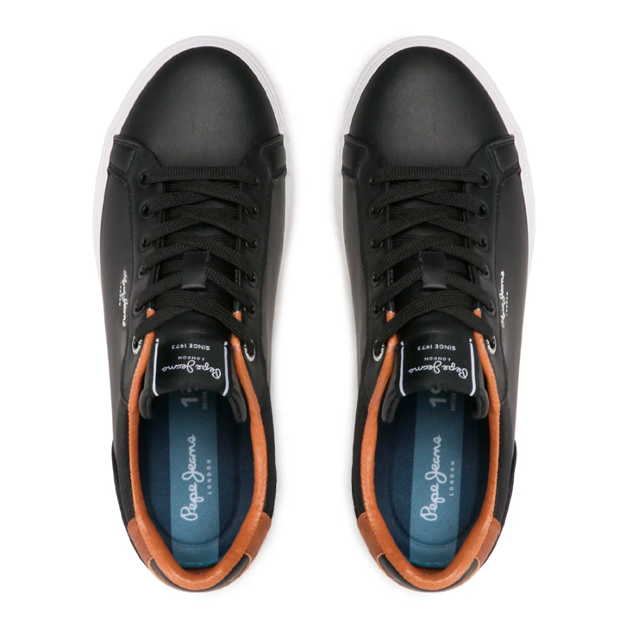 zapatillas-clasicas-con-detalles-en-ante-kenton